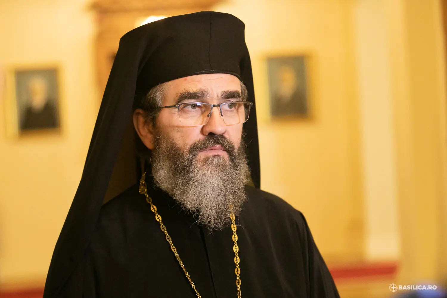 Foto: basilica.ro Arhiereul vicar ales al Devei, declaraţii: „Ierarhii îşi împlinesc misiunea cu ajutorul rugăciunilor poporului dreptcredincios”