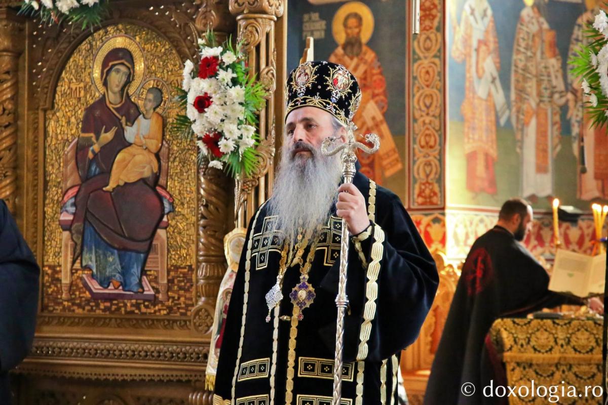 Foto: Flavius Popa (Video) IPS Teofan: „Sfântul Nectarie ne îndeamnă să ne încredințăm viața noastră lui Dumnezeu”