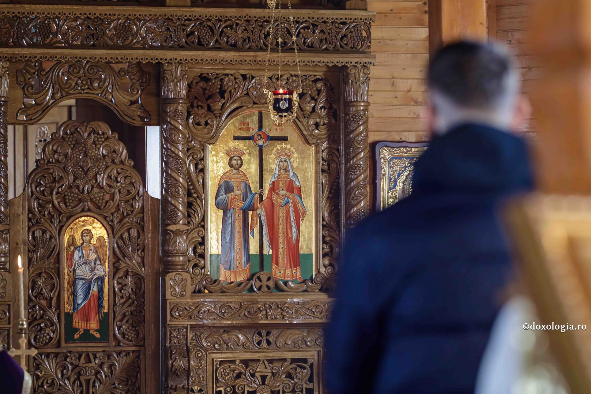 De ce nu reușim să dezrădăcinăm patimile din viața noastră? / Foto: Oana Nechifor icoana Sfinților Împărați Constantin și Elena