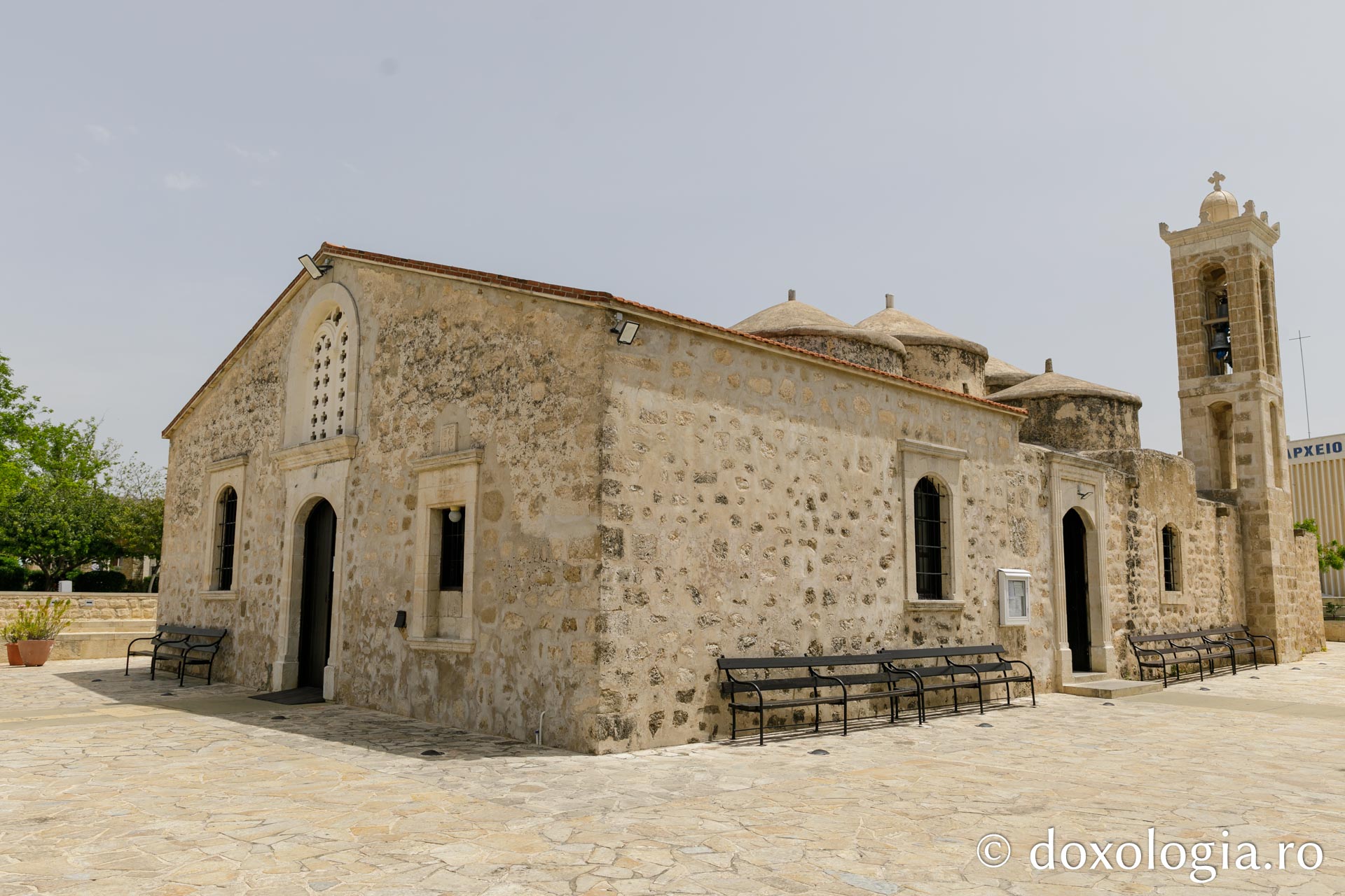 Biserica bizantină „Sfânta Paraschevi” din Paphos – vedere dinspre sud-vest / Foto: pr. Silviu Cluci Biserica bizantină „Sfânta Paraschevi” din Paphos