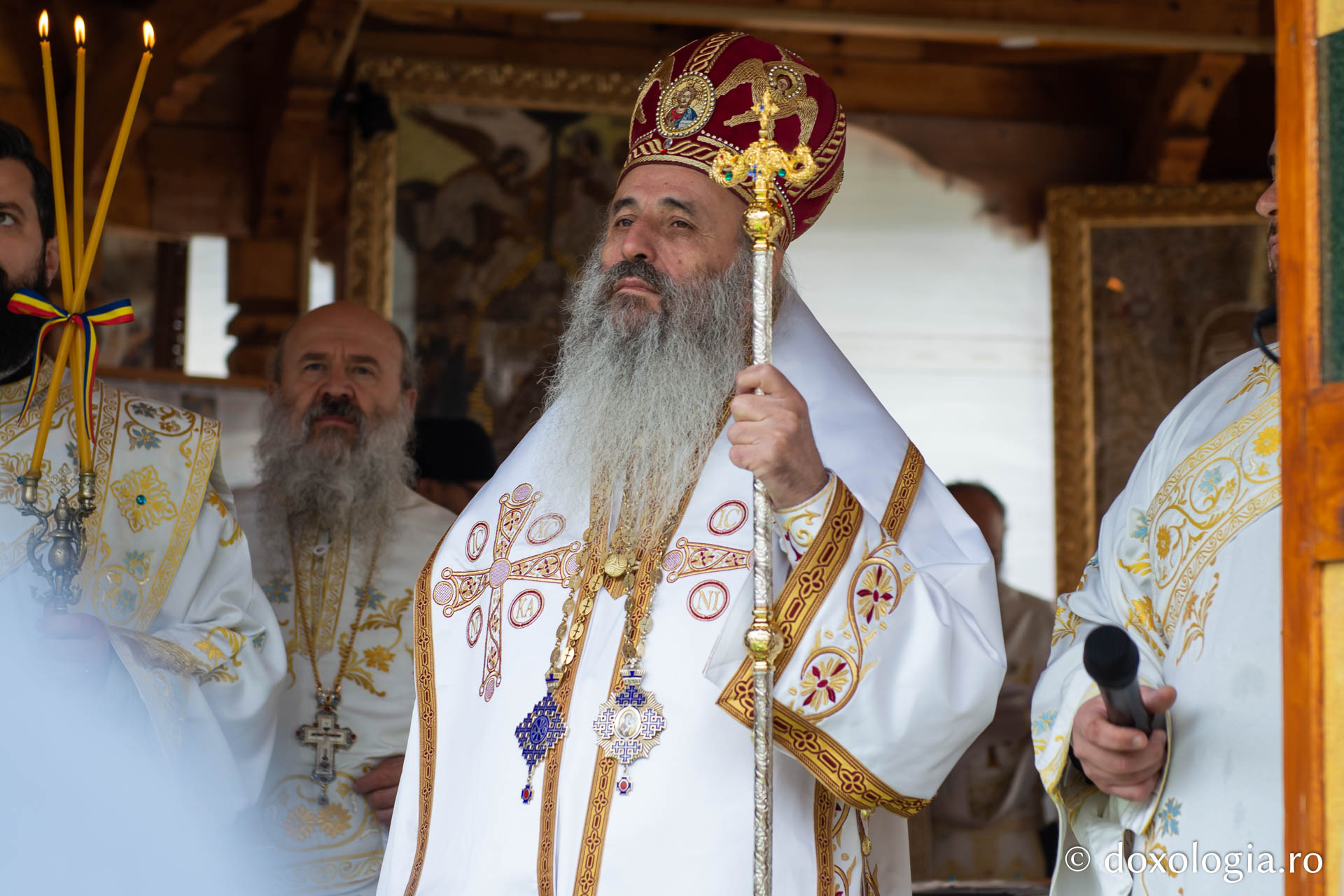 IPS Teofan, predicând / Foto: Mihail Vrăjitoru IPS Teofan, predicând