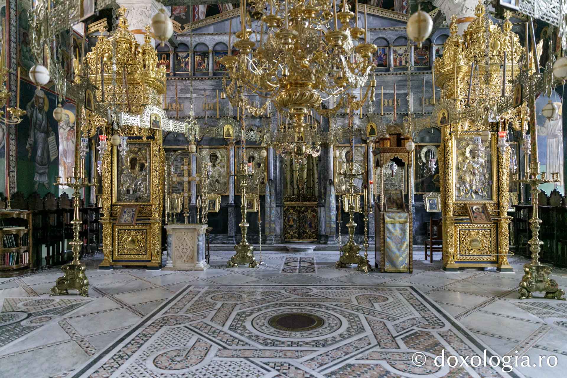 Noul Katholikon al Mănăstirii Xenofont / Foto: Pr. Silviu Cluci Noul Katholikon al Mănăstirii Xenofont