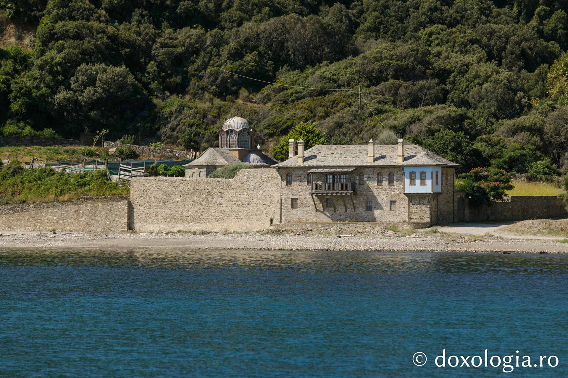Chilia Icoanei Maicii Domnului „Portărița” – Iviron, Athos / Foto: Pr. Silviu Cluci Chilia Icoanei Maicii Domnului „Portărița” – Iviron, Athos