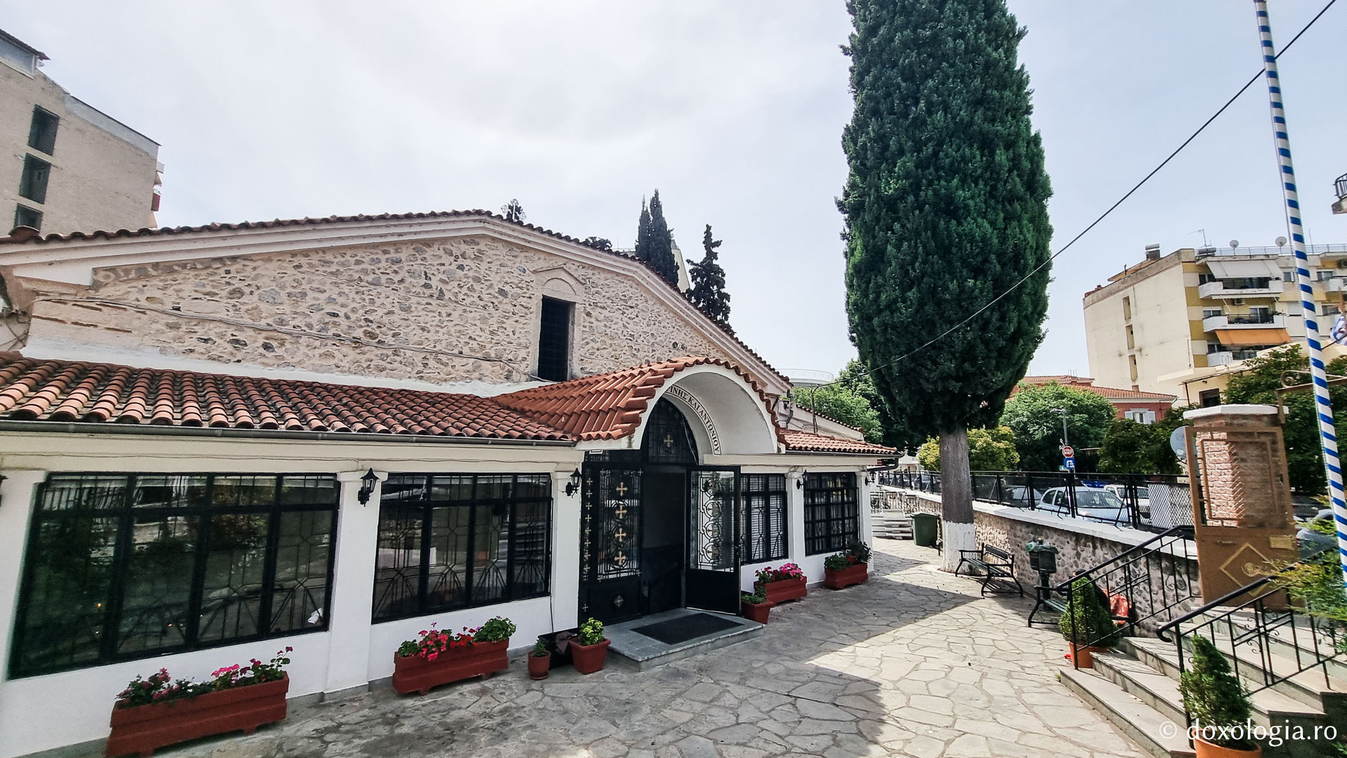 Biserica „Sfânta Mare Muceniță Marina și Sfântul Antonie” – Serres, Grecia / Foto: Magda Buftea Biserica „Sfânta Mare Muceniță Marina și Sfântul Antonie” – Serres, Grecia