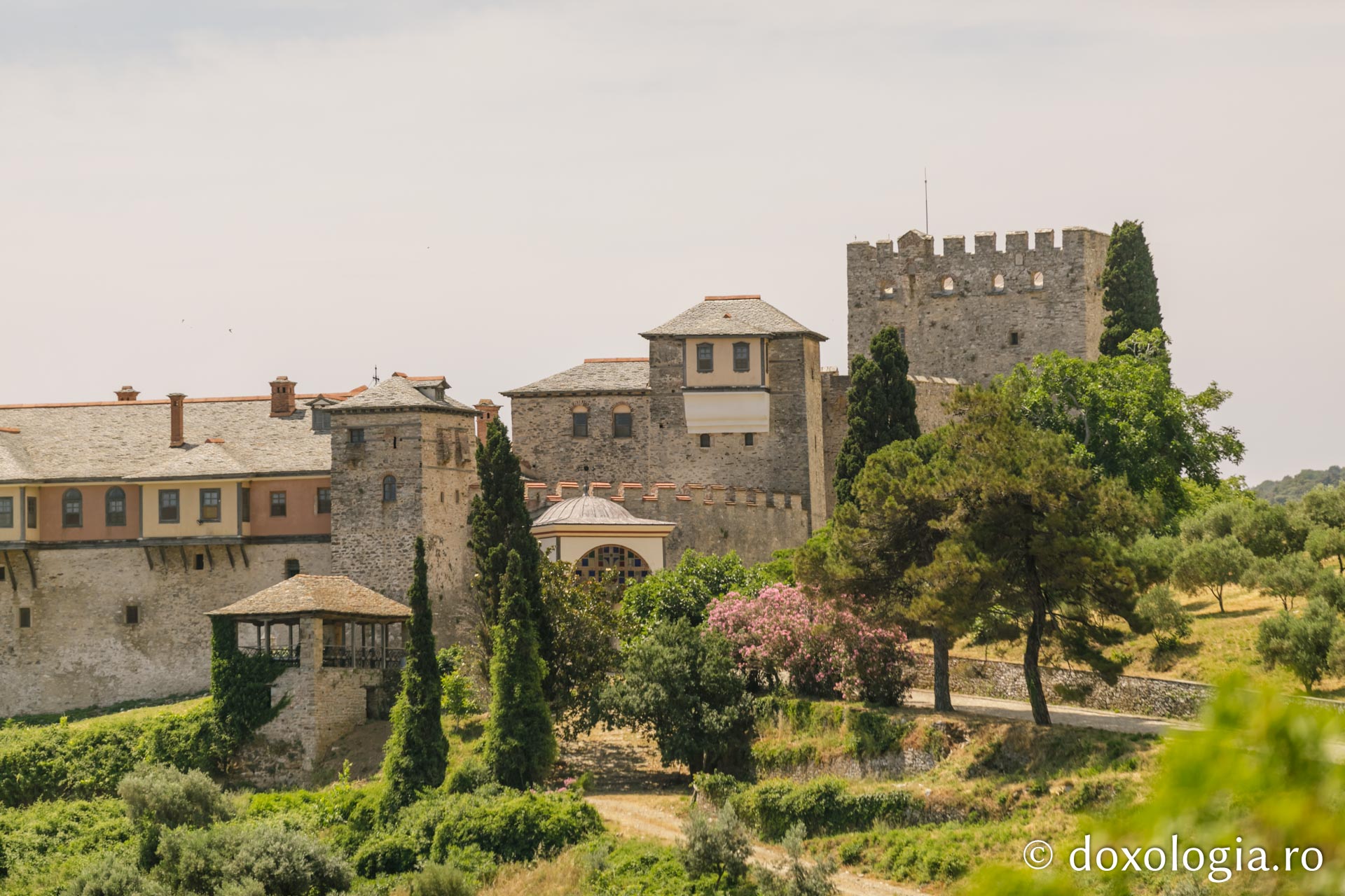 Marea Lavră – ctitoria Sfântului Atanasie Athonitul / Foto: pr. Silviu Cluci Marea Lavră