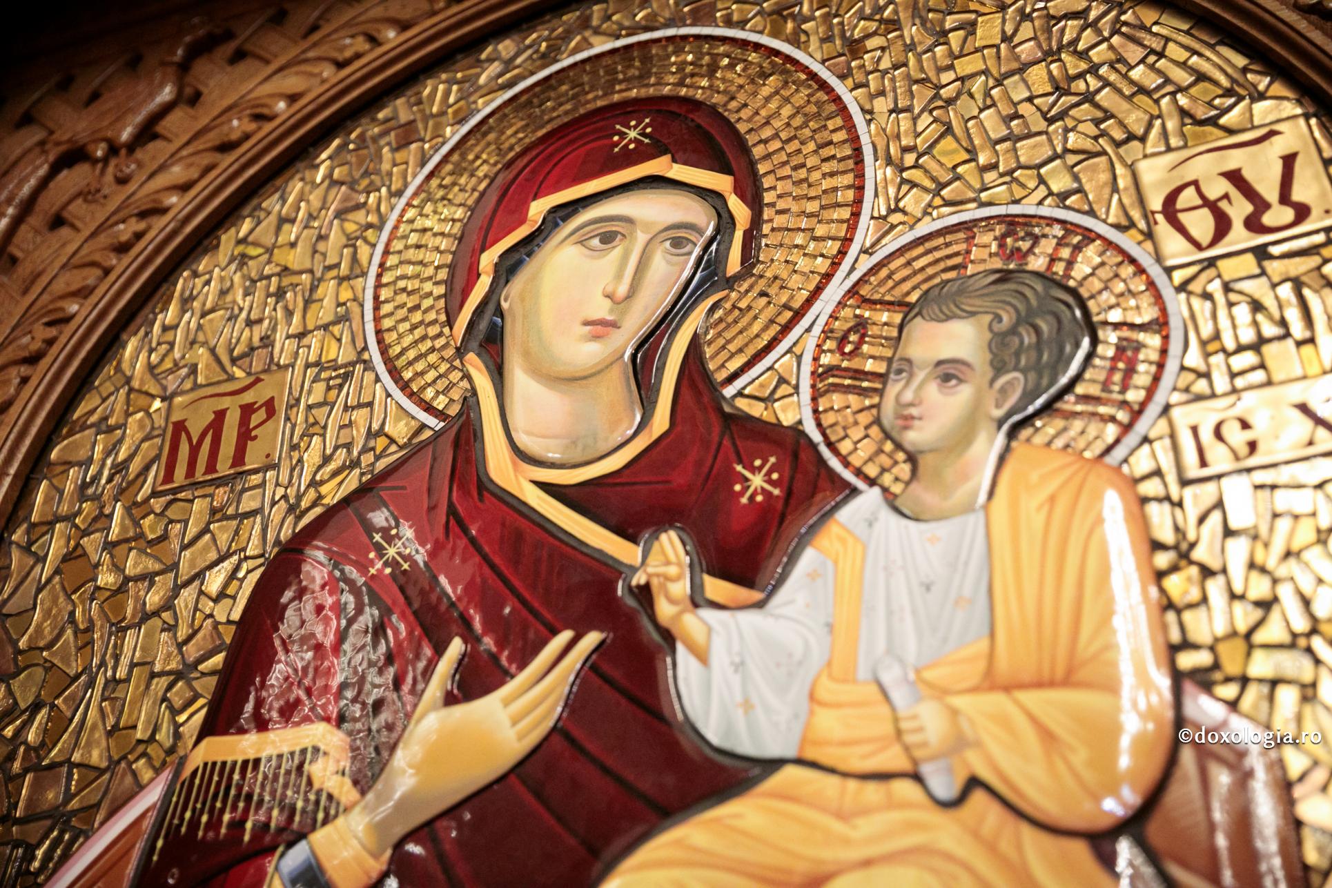 Iar mama Lui păstra în inima ei toate aceste cuvinte / Foto: Oana Nechifor Iar mama Lui păstra în inima ei toate aceste cuvinte (Luca 2, 20-21; 40-52)