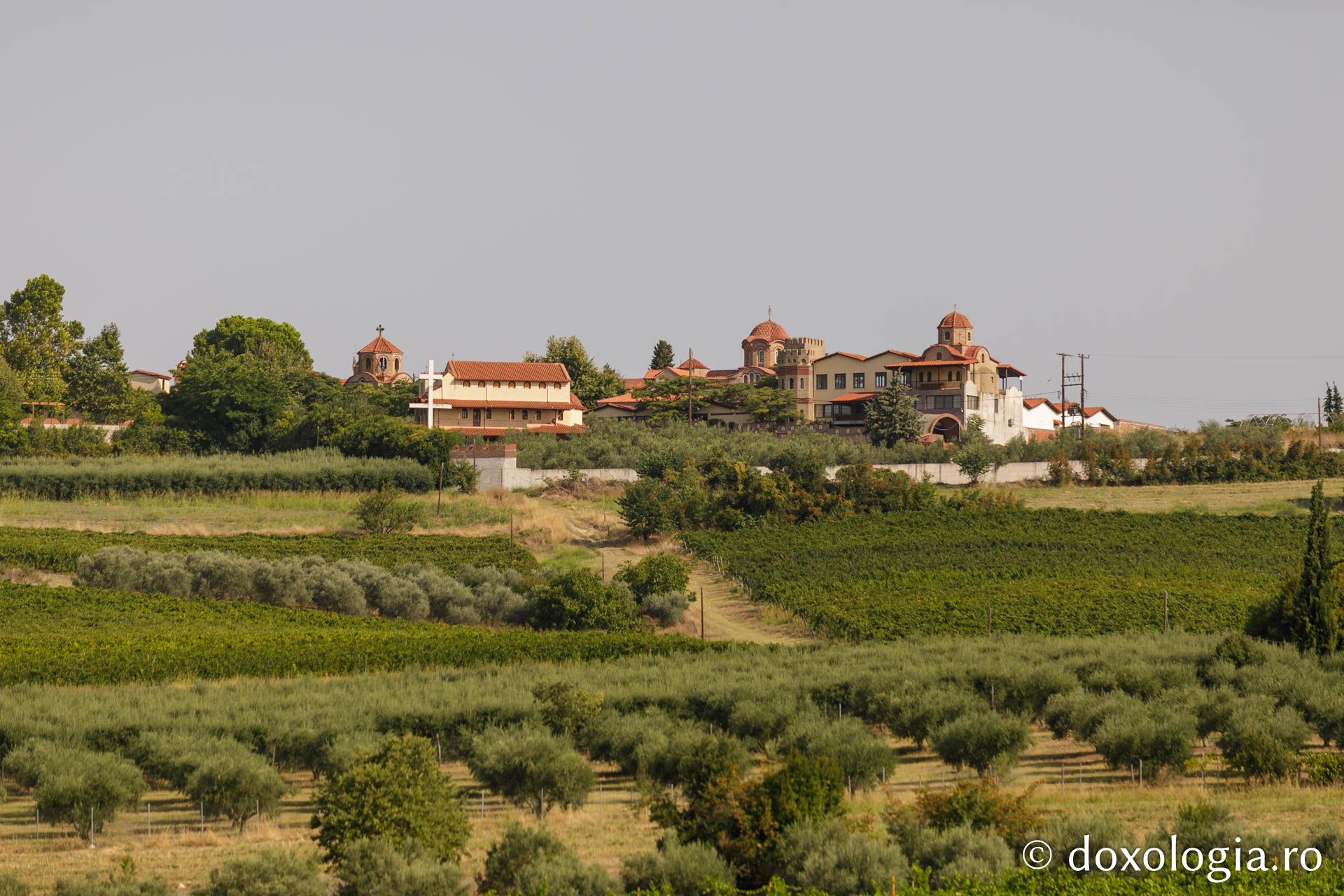 Mănăstirea „Sfântul Efrem Sirul” din Olimp / Foto: pr. Silviu Cluci Mănăstirea „Sfântul Efrem Sirul” din Olimp