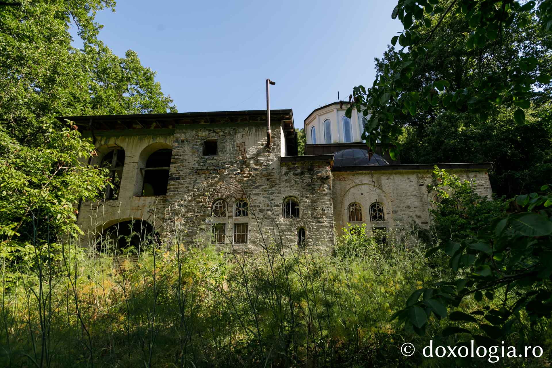 Schitul Chornyi Vyr din Athos / Foto: pr. Silviu Cluci Schitul Chornyi Vyr din Athos
