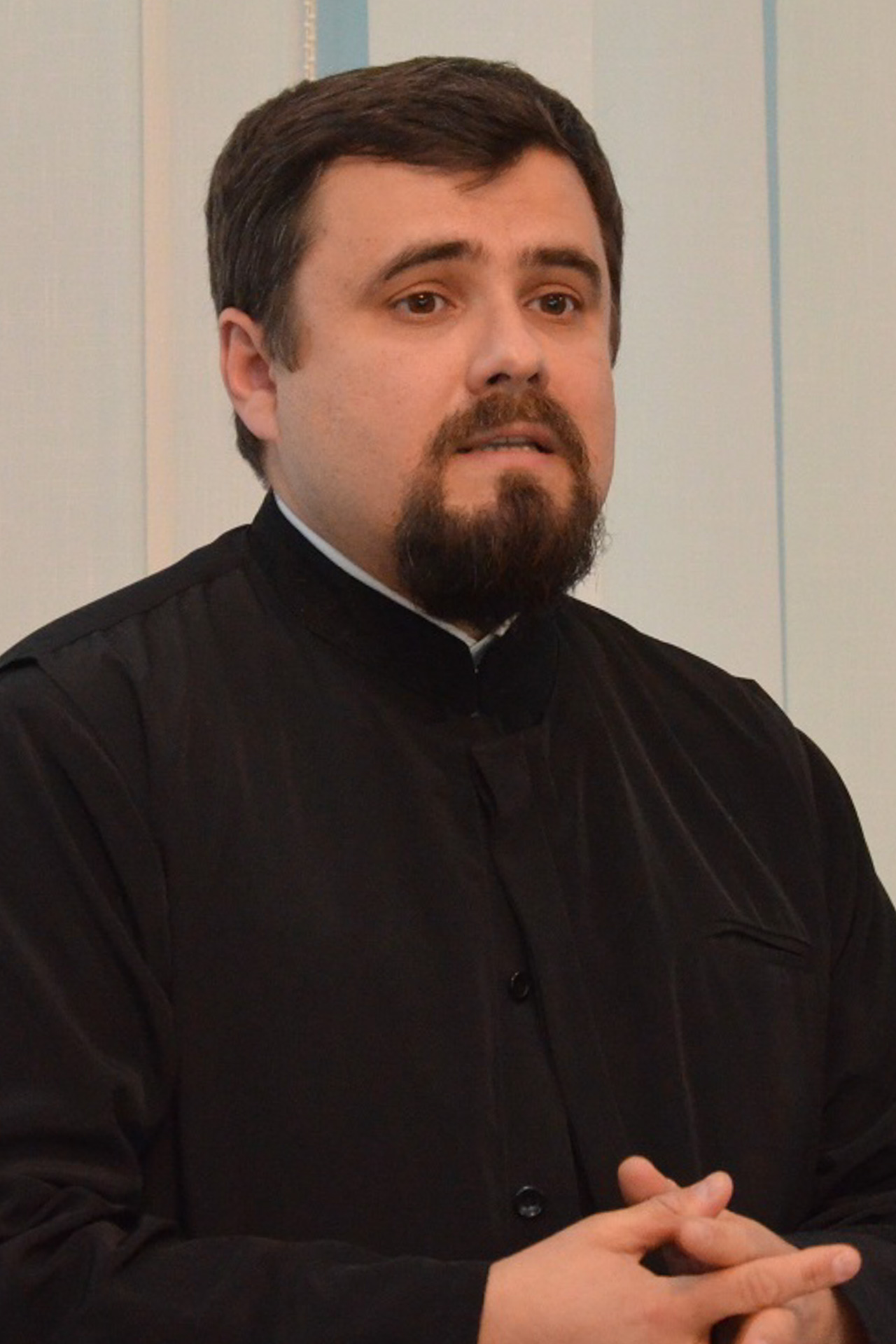Preot Cristian Barnea