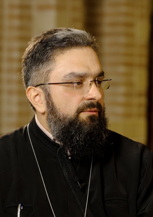 Pr. Liviu Petcu