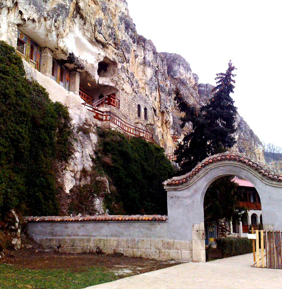 Mănăstirea Basarabov - Bulgaria Mănăstirea Basarabov - Bulgaria