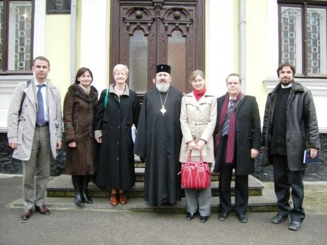 IPS Mitropolit şi Exarh Petru a primit în audienţă o delegaţie a Uniunii Europene IPS Mitropolit şi Exarh Petru a primit în audienţă o delegaţie a Uniunii Europene