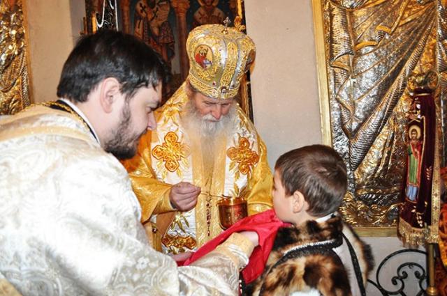 Învaţă-ţi copilul din prima vârstă să trăiască cu evlavie în lume! Învaţă-ţi copilul din prima vârstă să trăiască cu evlavie în lume!