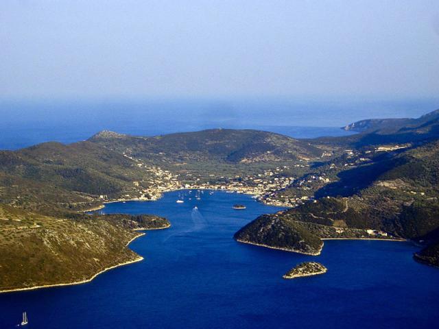 IPS Teodosie va participa mâine la sfinţirea unei biserici de pe insula Itaca (Grecia)