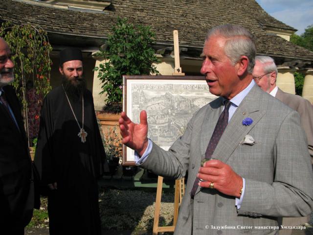 Prinţul Charles ajută mănăstirile din Muntele Athos