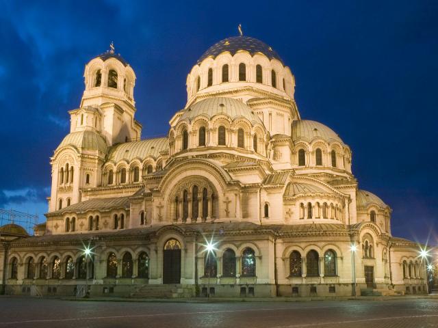 „Să cerem iertare în genunchi lui Dumnezeu”  Mesajul Sfântului Sinod al Bisericii Ortodoxe Bulgare cu prilejul evenimentelor tragice de la Katuniţa