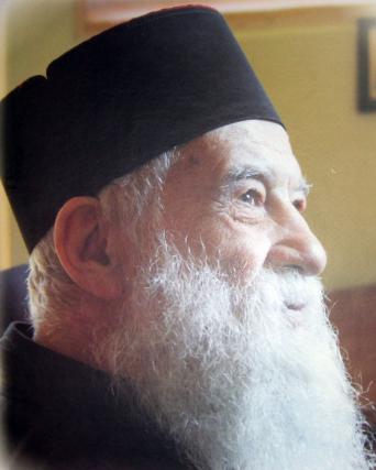 Ciclu de conferinţe şi comemorări dedicate Pr. Gheorghe Calciu Dumitreasa, la Paris Ciclu de conferinţe şi comemorări dedicate Pr. Gheorghe Calciu Dumitreasa, la Paris