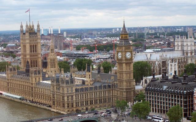 Primul Ministru al Marii Britanii: "Anglia este o ţară creştină" Primul Ministru al Marii Britanii: "Anglia este o ţară creştină"