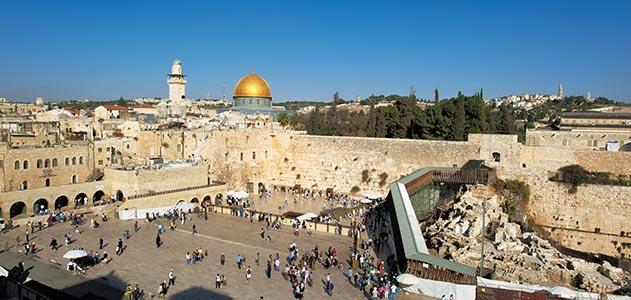 Turişti creştini atacaţi cu pietre de musulmani pe Muntele Tempului din Ierusalim