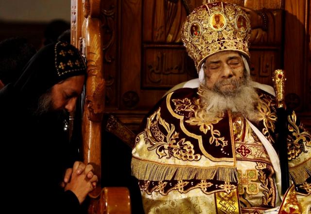 Creştinii copţi îşi plâng Patriarhul