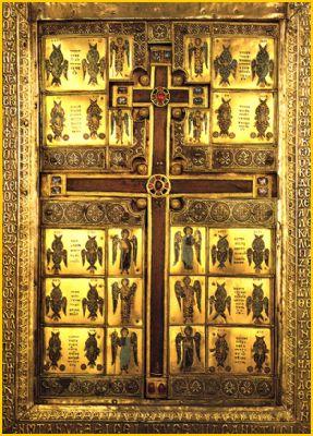 Scoaterea Sfintei Cruci Scoaterea Sfintei Cruci