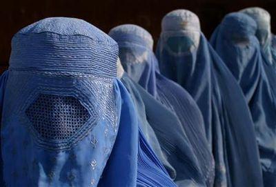 Cairo: Femei răpite şi forţate să treacă la islam