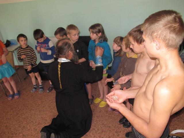 23 de copii cu tuberculoză, botezaţi în Karasouk-Siberia