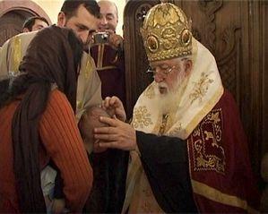 915 copii botezaţi de Patriarhul Georgiei