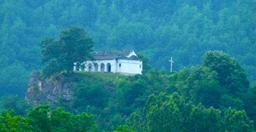 Mănăstirea „Adormirea Maicii Domnului” din Serbia a fost distrusă