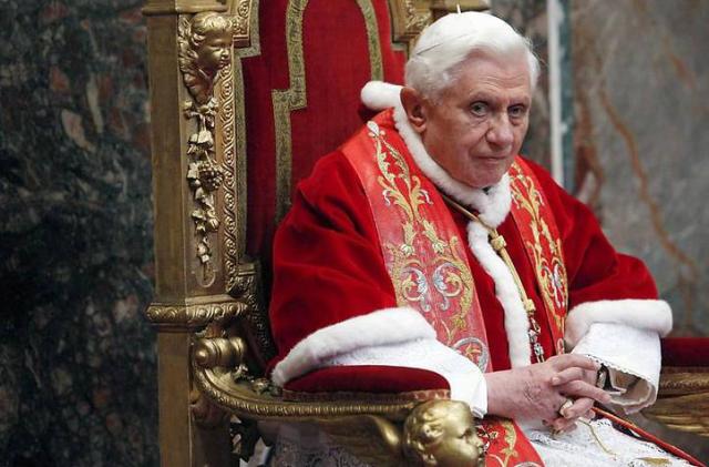 Papa Benedict al XVI-lea se retrage începând cu 28 februarie