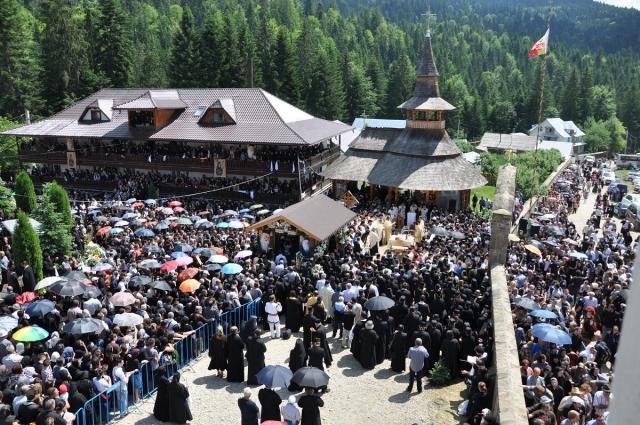 Testamentul părintelui Justin lăsat poporului român Testamentul părintelui Justin lăsat poporului român