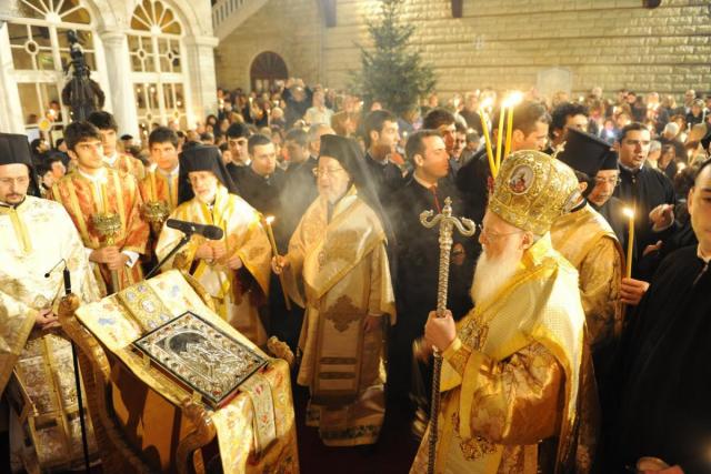 Patriarhul Constantinopolului cheamă pe ucraineni la unitate şi pace