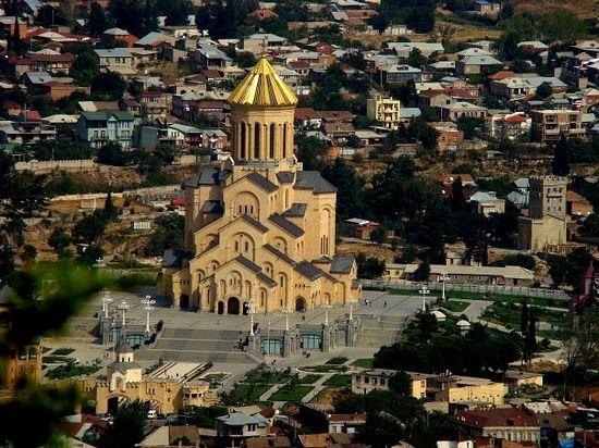 Biserica Ortodoxă din Georgia – 94% încredere