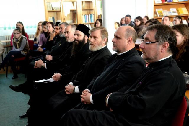 „Serbare Pascală“ la Facultatea de Teologie Ortodoxă din Iaşi