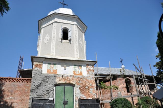 Zilele „Sfântul Ierarh Nicolae“ în Parohia Andrieşeni