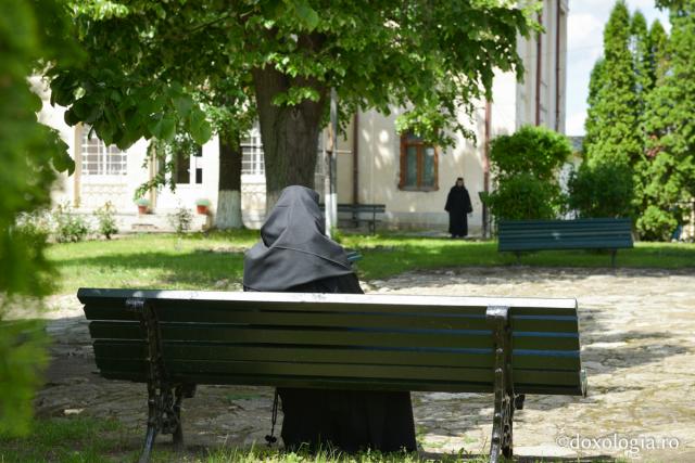 Foto: Oana Nechifor Maica Spiridona: „Slavă Ție, Doamne, că m-ai scos din iadul în care eram!”