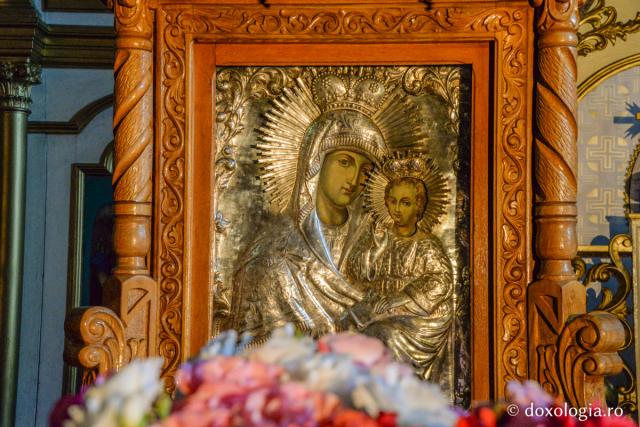 Foto: Ștefan Cojocariu „Cine a strigat-o pe Maica Domnului, i-o fost bine!”