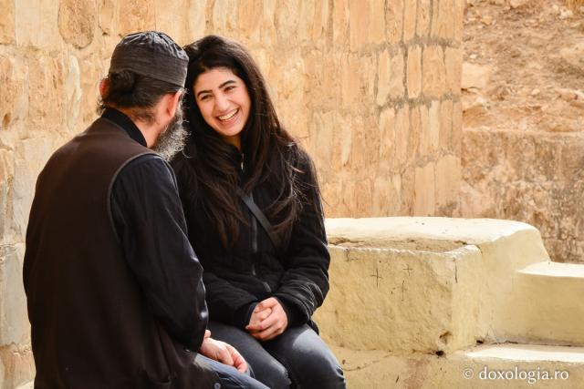 Foto: Tudor Zaporojanu Să nu ne ascundem gândurile în fața părintelui duhovnic