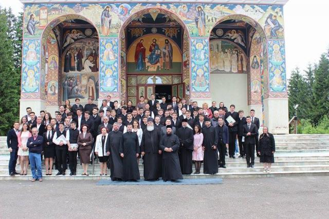 Festivitate de absolvire la Seminarul Teologic „Veniamin Costachi” de la Mănăstirea Neamț