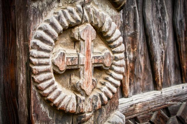 Creștinii sirieni cu azil politic în Suedia nu au voie să afișeze semnul Sfintei Cruci