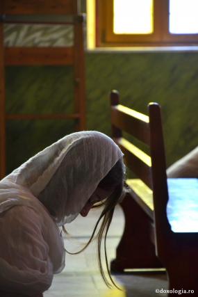 Foto: Tudor Zaporojanu Este fericit acela care face răbdare în ispite