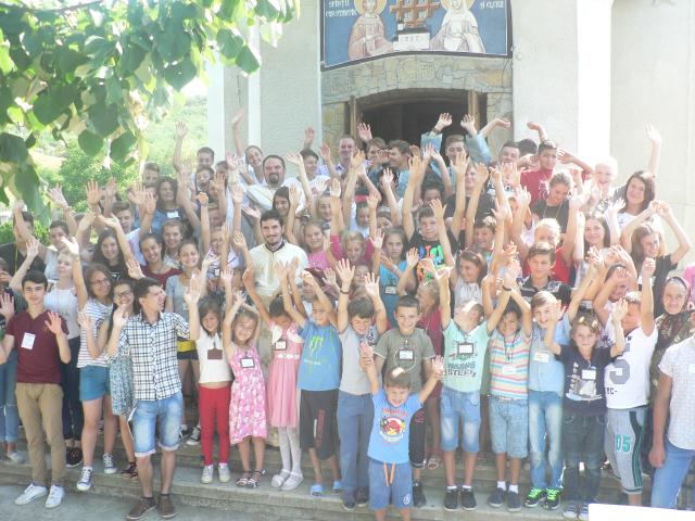 Tabără pentru 100 de copii, la Parohia Găneşti