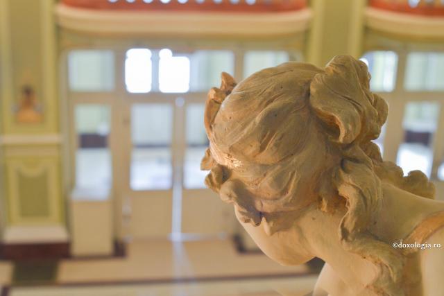 Foto: Oana Nechifor „Omul începe să moară sufletește de când începe să nu-i mai pese de Dumnezeu”