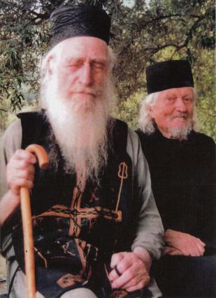 Starețul Dionisie Ignat de la Colciu şi părintele Ioan Şova