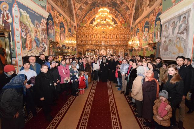 Sfântă Liturghie arhierească, la împlinirea a 25 de ani de la înființarea ASCOR Iași