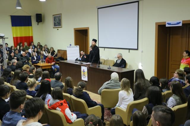 „Despre credință, știință și viață”, la Colegiul Național „Ștefan cel Mare” din Suceava
