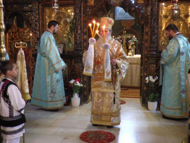 Sfântul Proroc Ioan Botezătorul, sărbătorit la Catedrala arhiepiscopală din Suceava prin Liturghie arhierească