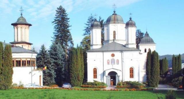 Hramul Catedralei Arhiepiscopale din Râmnicu-Vâlcea