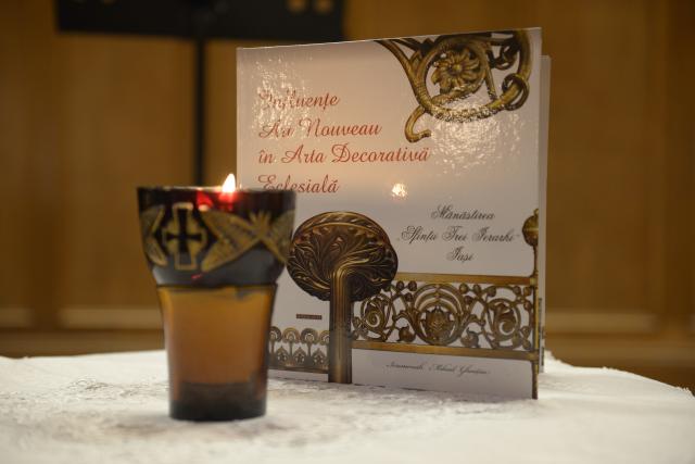 Foto: Ștefan Adăscălițe Lansare de carte și concert coral în Aula BCU din Iași