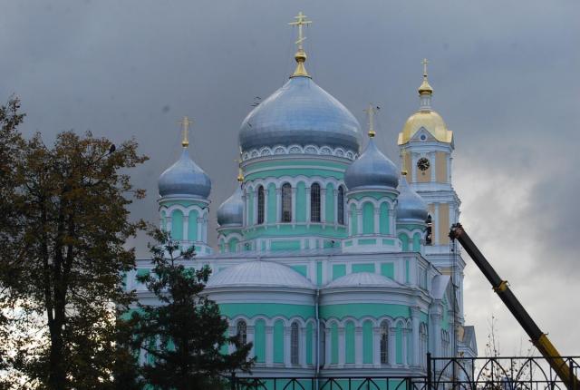 Mănăstirea Diveevo – casa Sfântului Serafim de Sarov Mănăstirea Diveevo